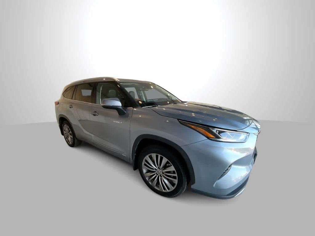 Toyota Highlander 2021