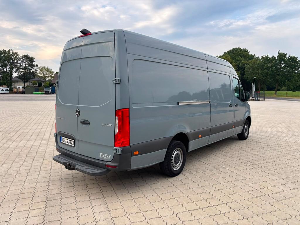 Mercedes-Benz SPRINTER 2021