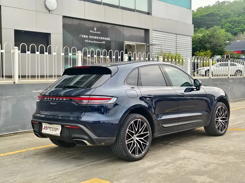 Porsche Macan 2022