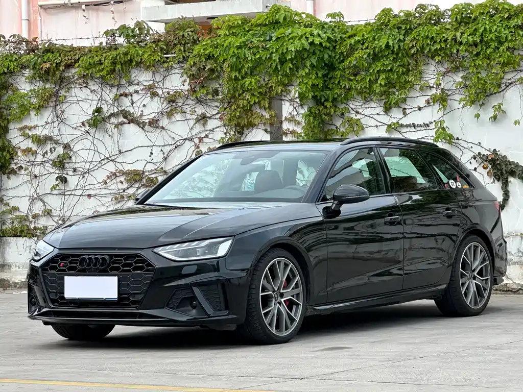 Audi S4 2024