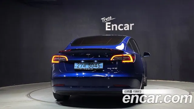 Tesla Model 3 2021