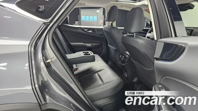 Lexus NX 2025