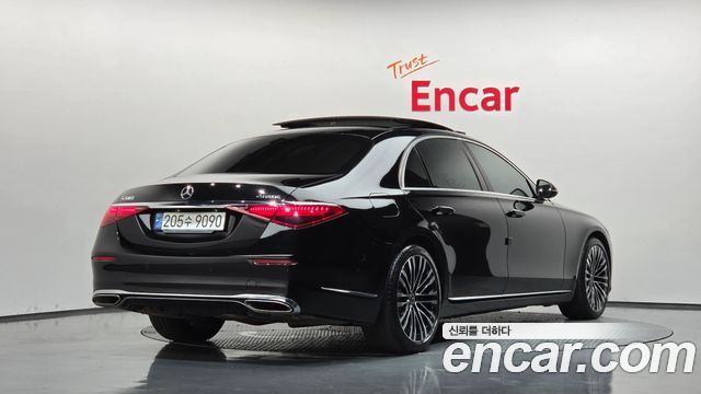 Mercedes-Benz S-Класс 2022