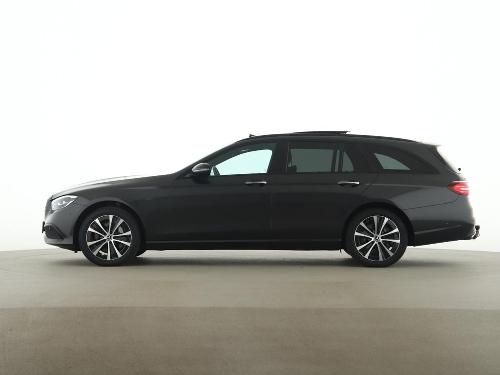 Mercedes-Benz E 300 2022
