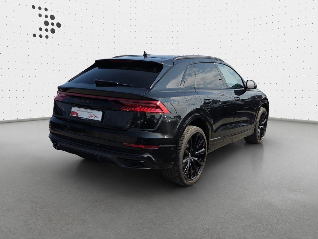 Audi Q8 2022