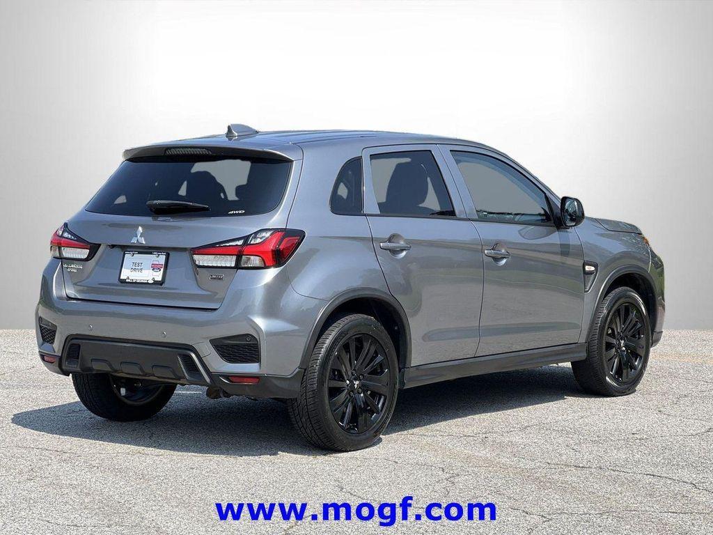 Mitsubishi Outlander Sport 2024
