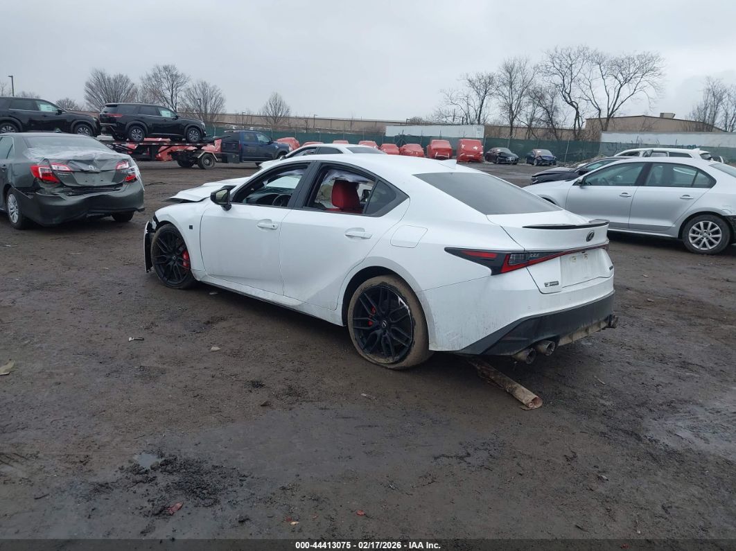 Lexus IS 2024