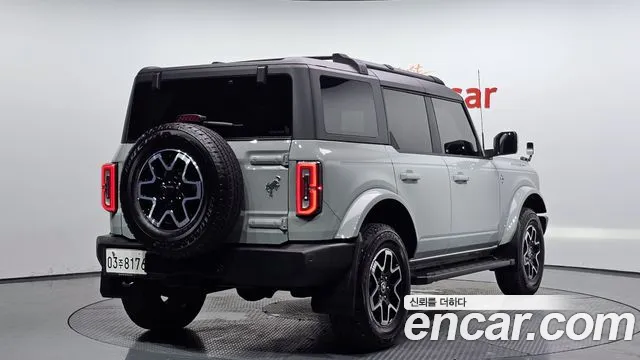 Ford Bronco 2023
