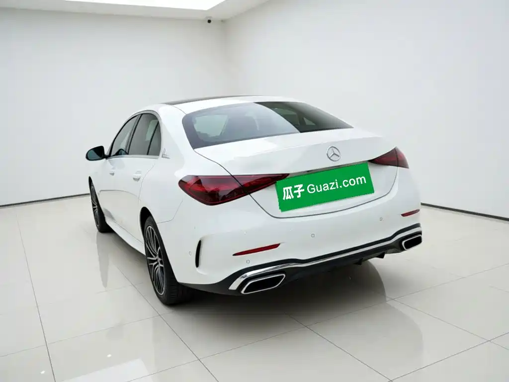 Mercedes-Benz C-Класс 2024