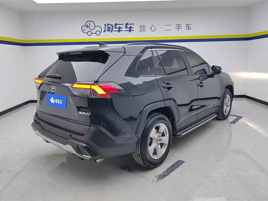 Toyota RAV4 2024