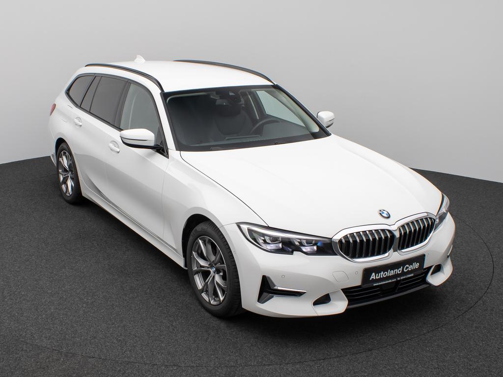 BMW 320 2021