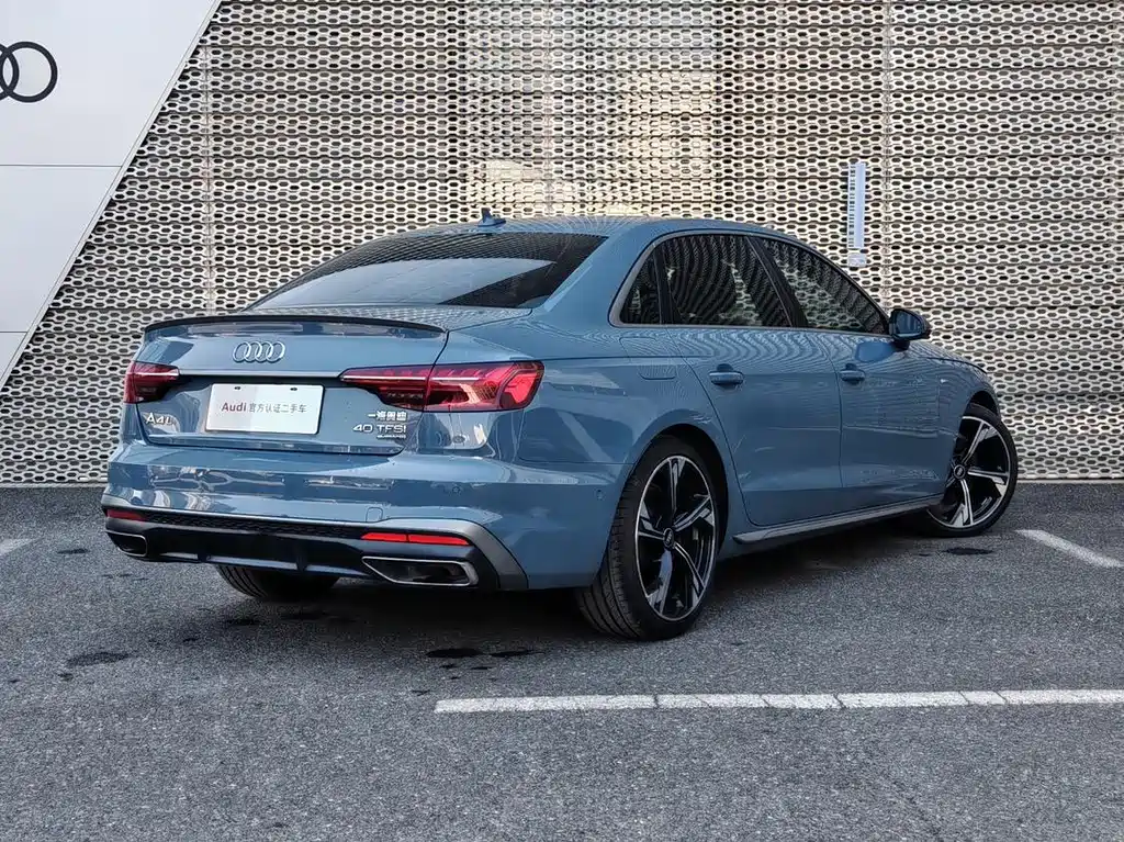 Audi A4 2022