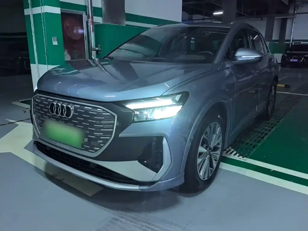 Audi Q4 e-tron 2025