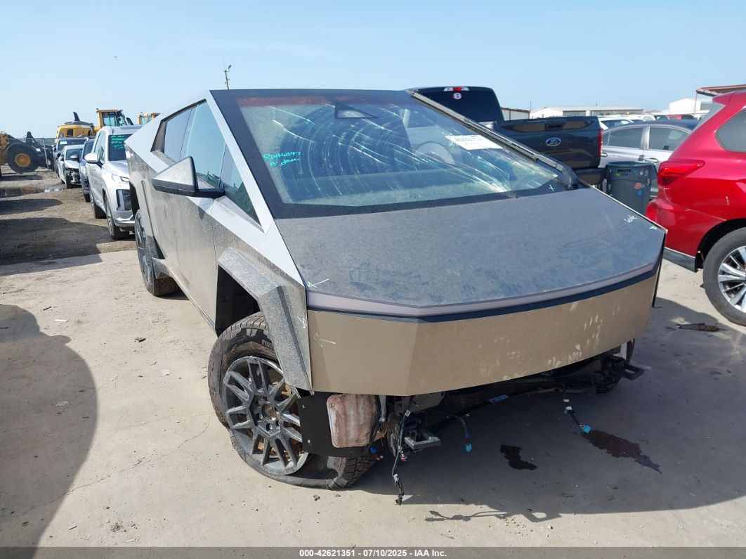 Tesla Cybertruck 2025