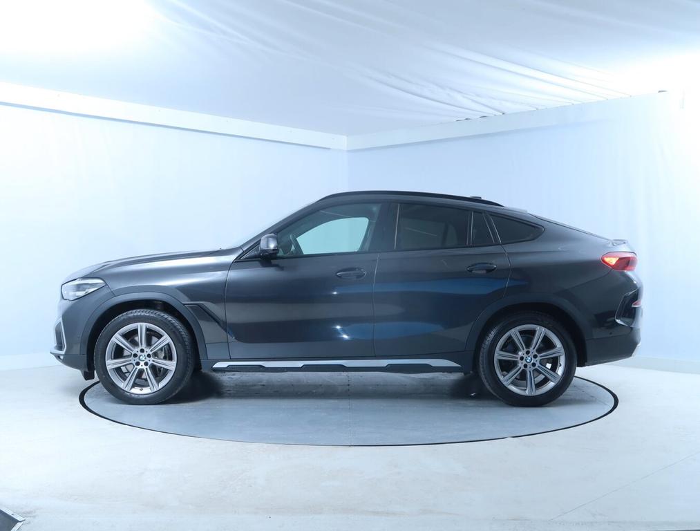 BMW X6 2021