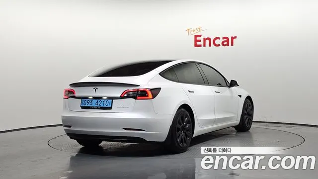 Tesla Model 3 2021