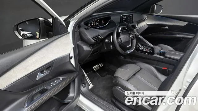 Peugeot 5008 2022