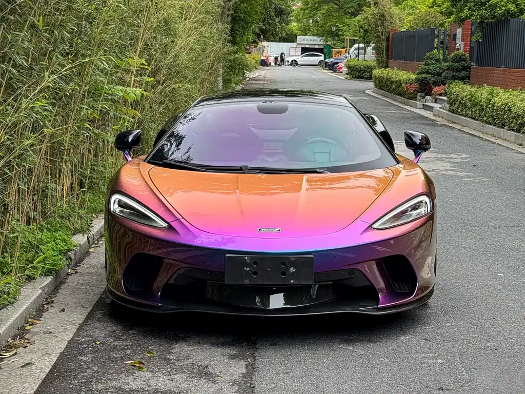 McLaren GT 2023