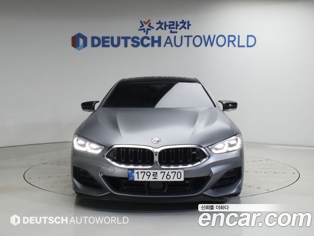 BMW 8 серии 2022