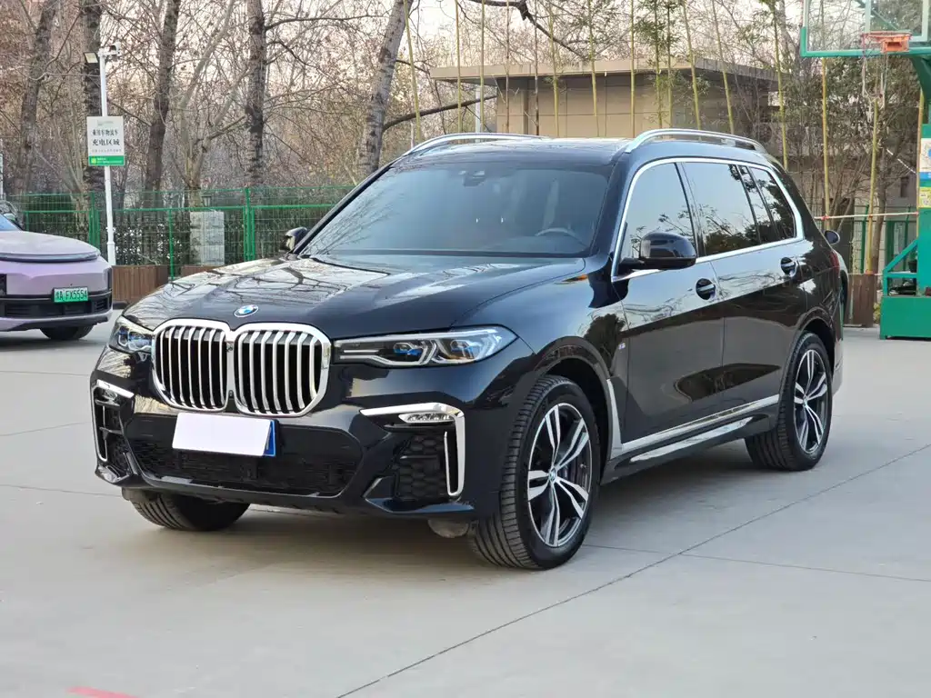 BMW X7 2022