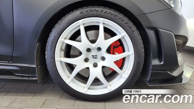Hyundai Veloster 2021