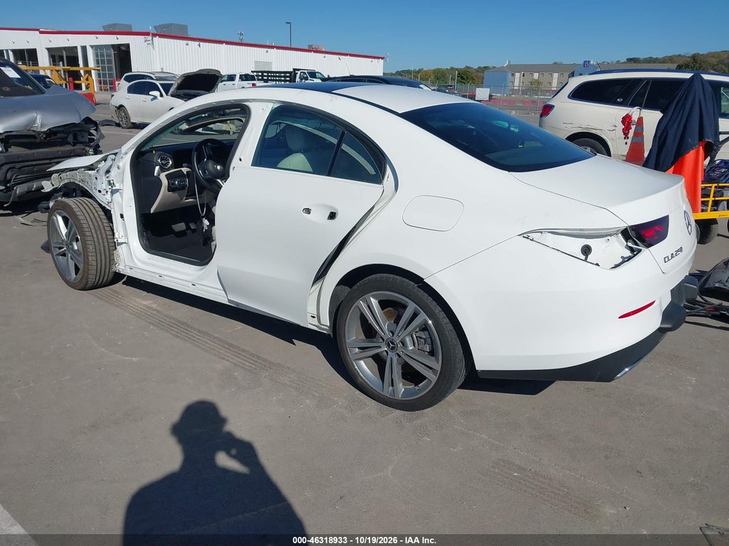 Mercedes-Benz CLA 2022
