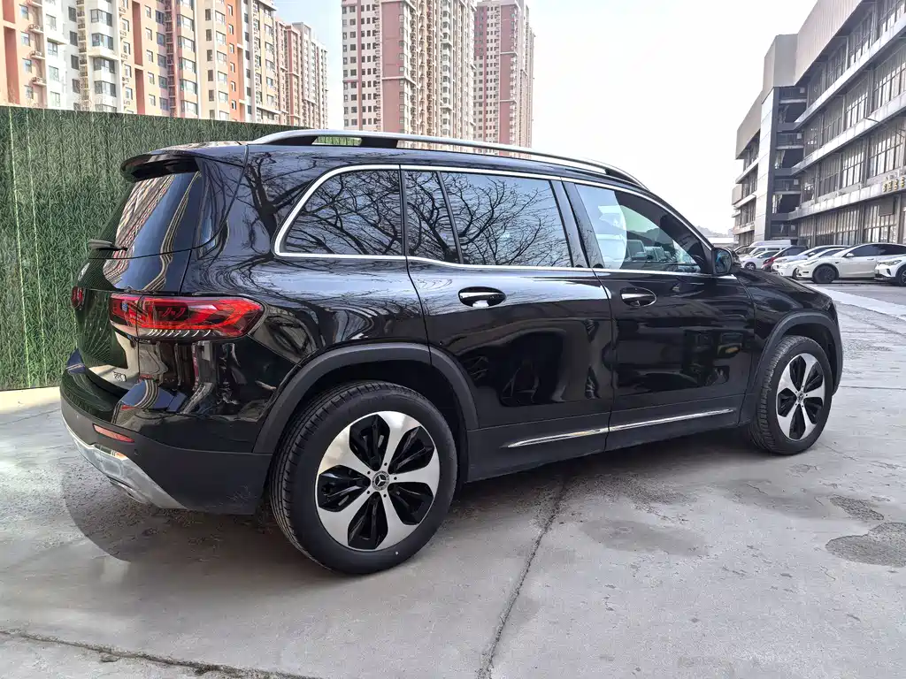 Mercedes-Benz GLB 2022