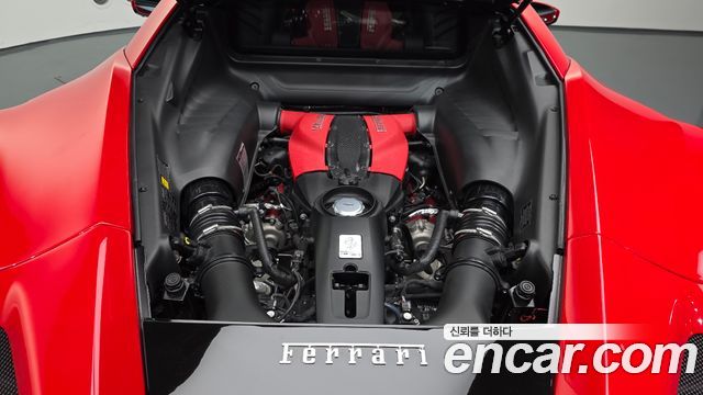 Ferrari F8 2021