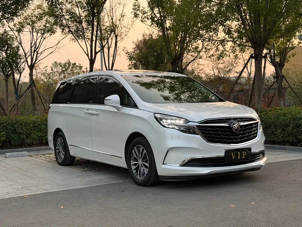 Buick GL8 2021