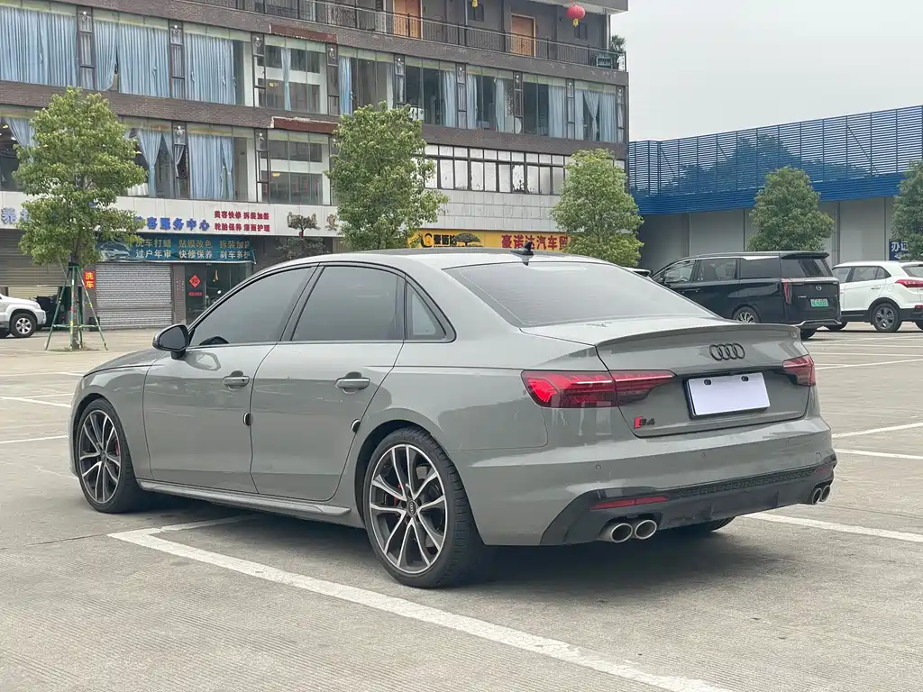 Audi S4 2022