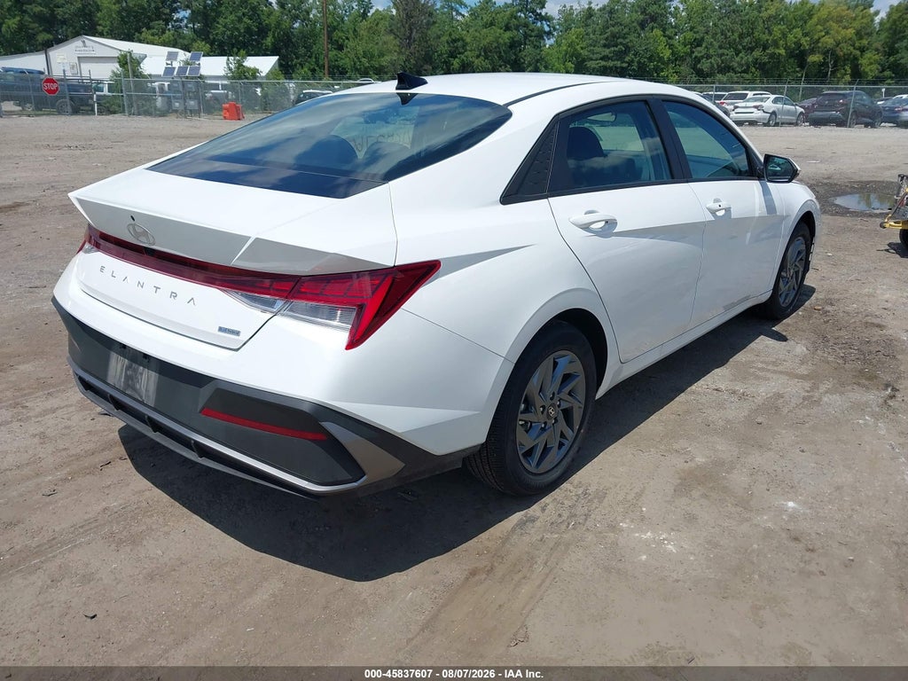 Hyundai Elantra 2026