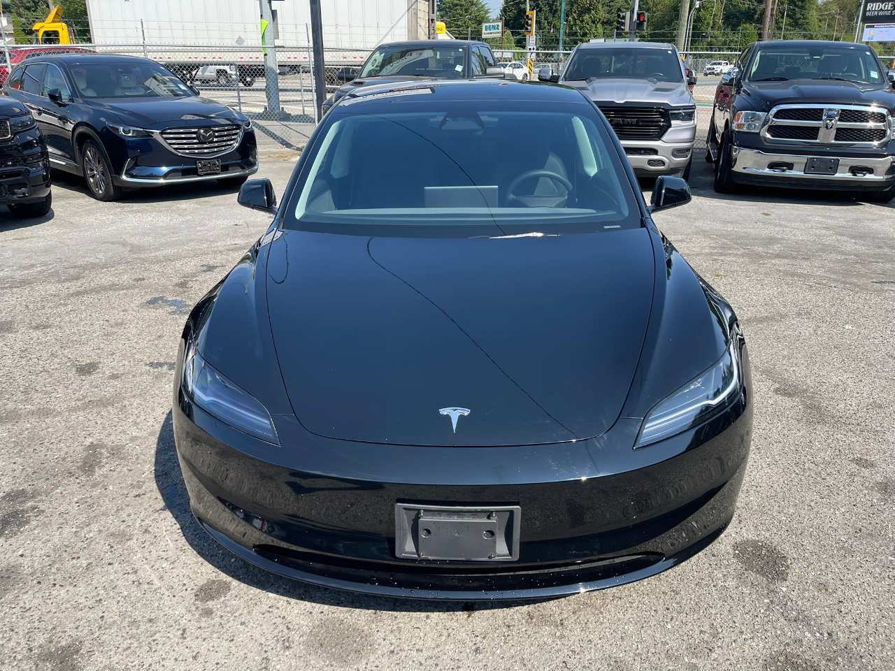 Tesla Model 3 2025