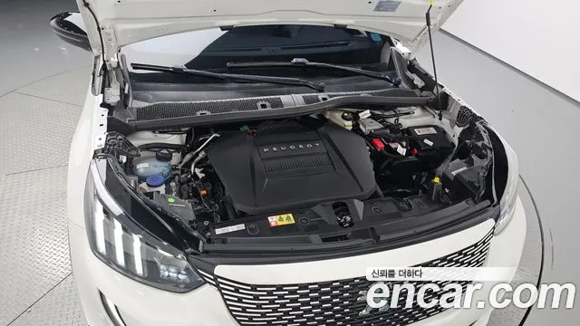Peugeot 2008 2021