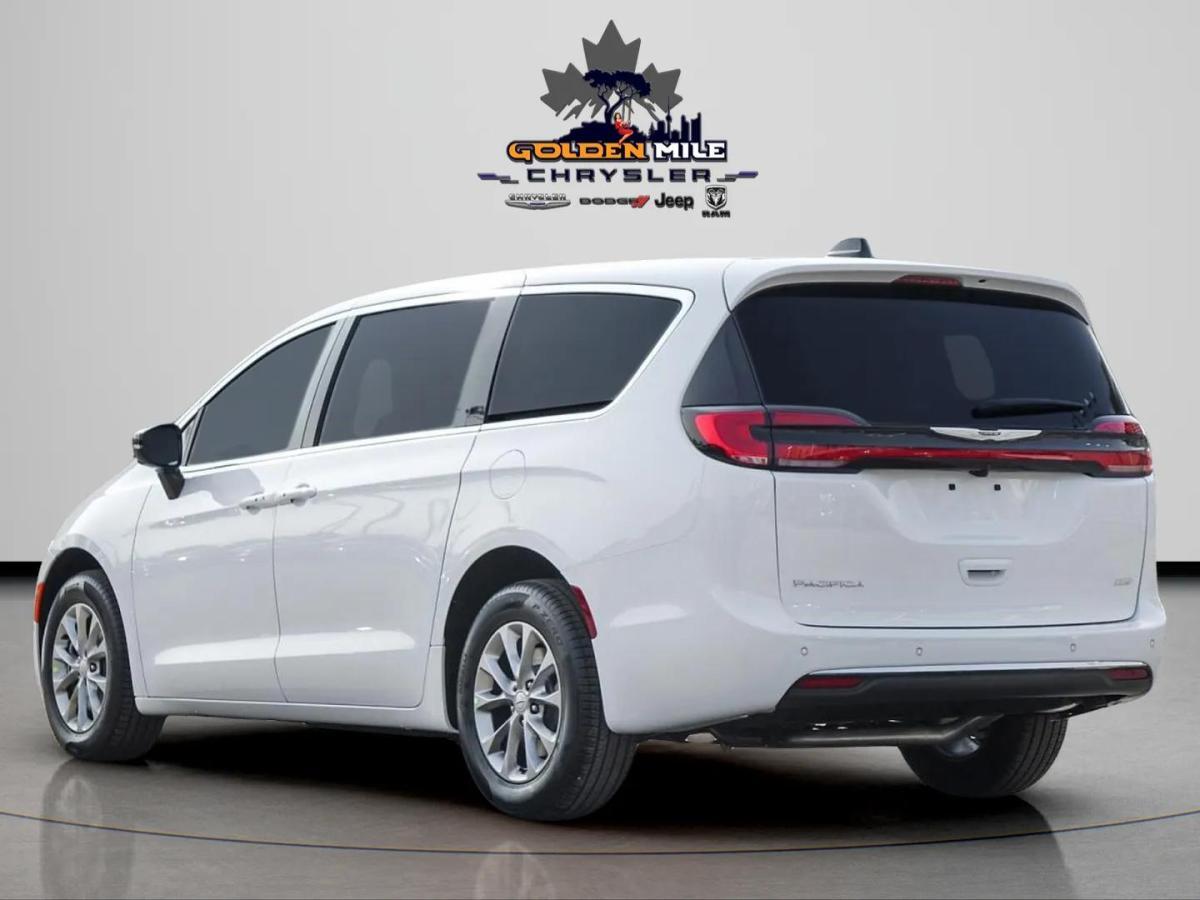 Chrysler Pacifica 2026