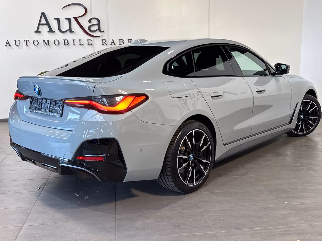 BMW i4 2023