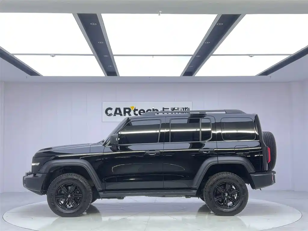 Tank 300 2023