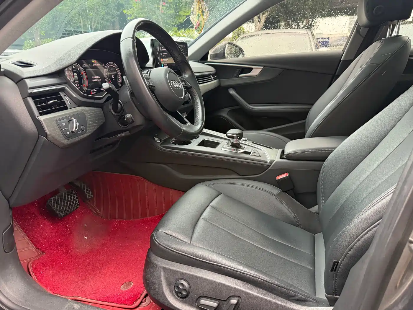 Audi A4 2023