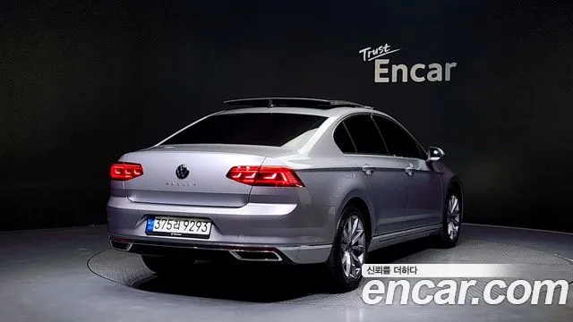 Volkswagen Passat 2022