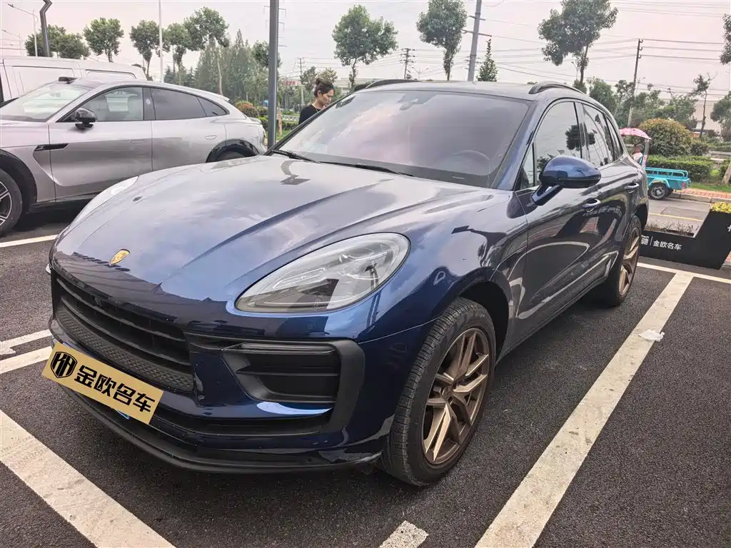 Porsche Macan 2022