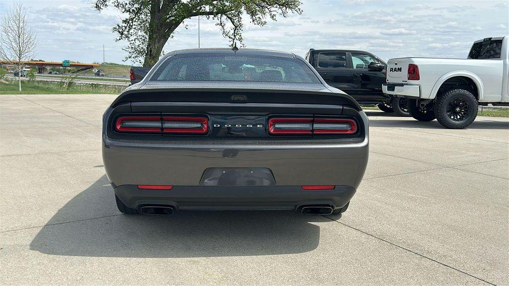 Dodge Challenger 2023