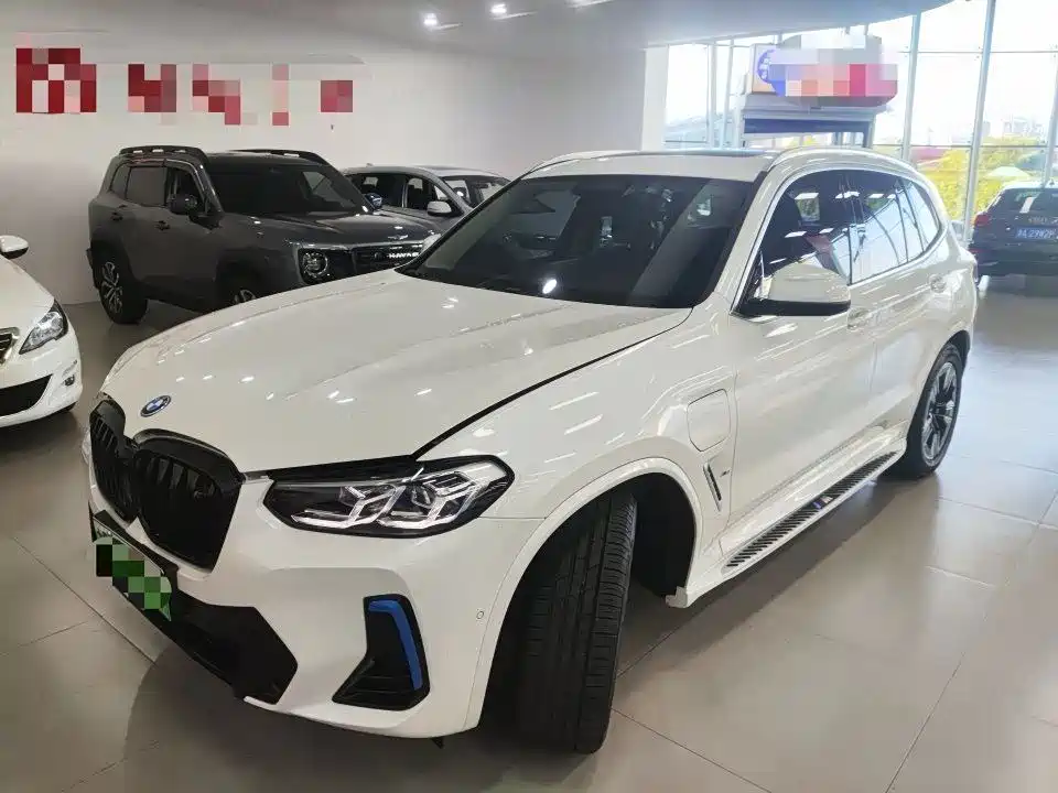 BMW iX3 2021