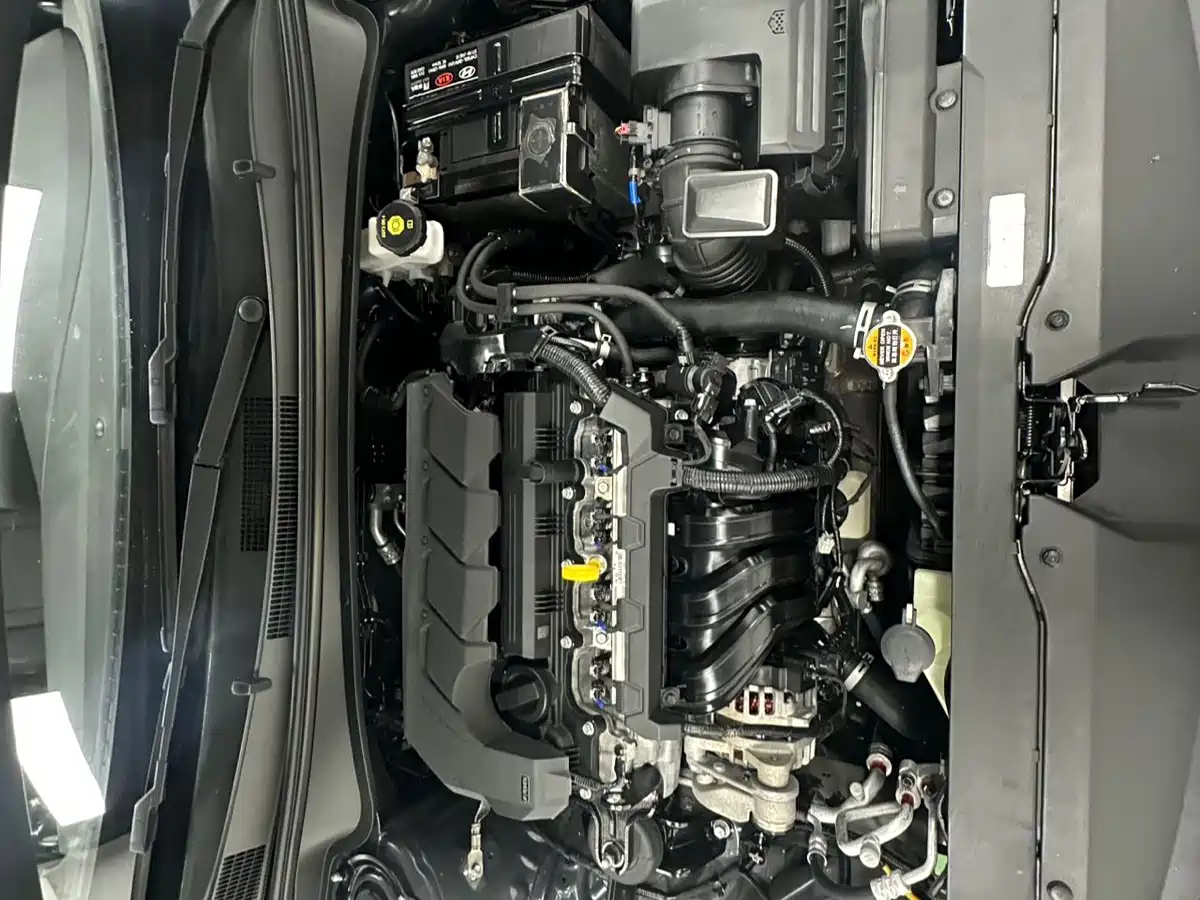 Hyundai Elantra 2023