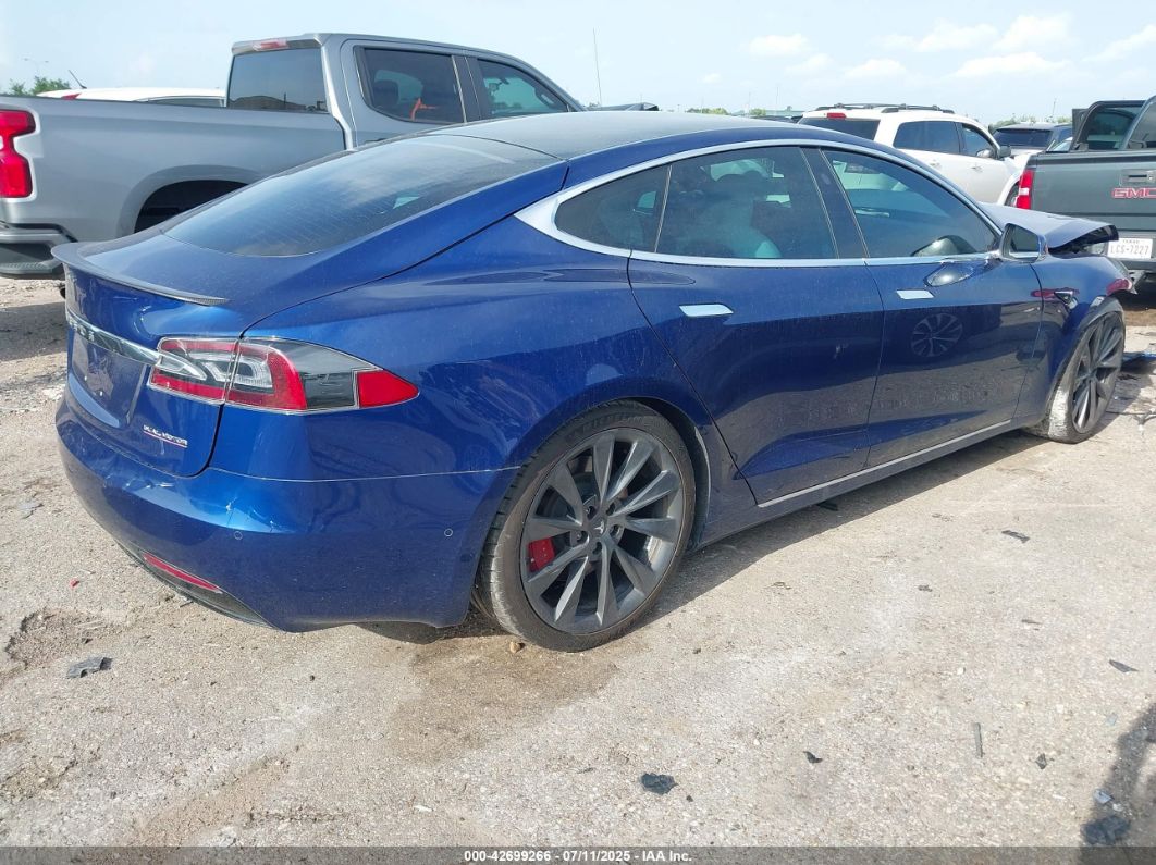 Tesla Model S 2020