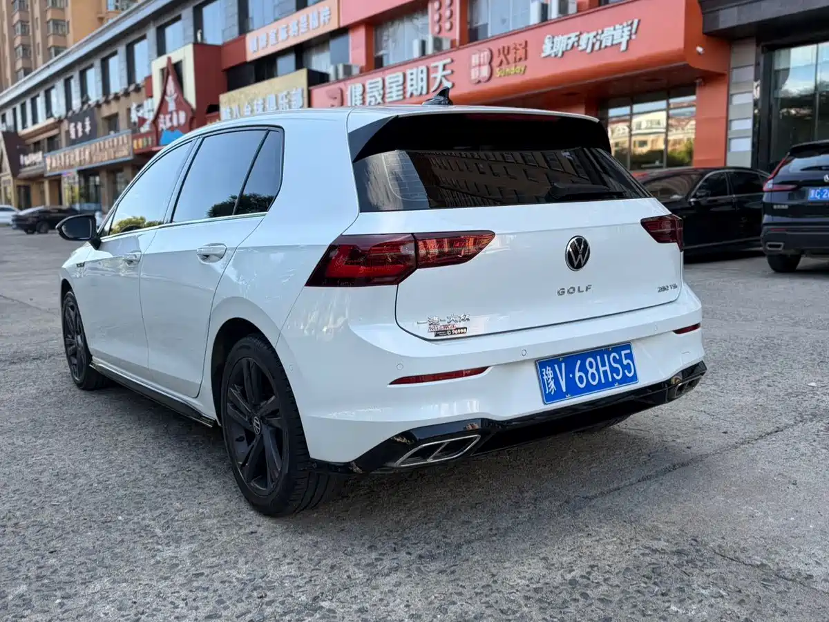 Volkswagen Golf 2022