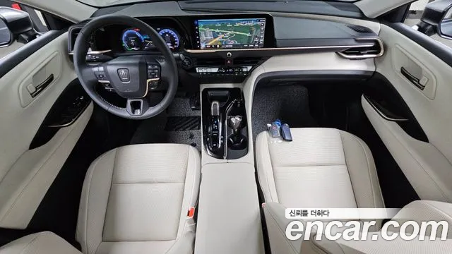 Toyota Crown 2024