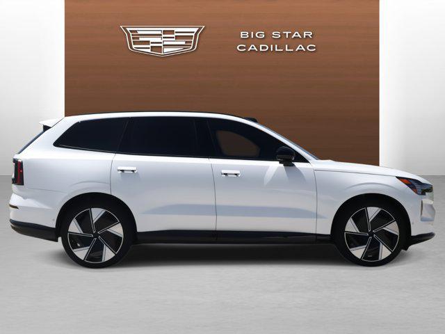 Volvo EX90 2025