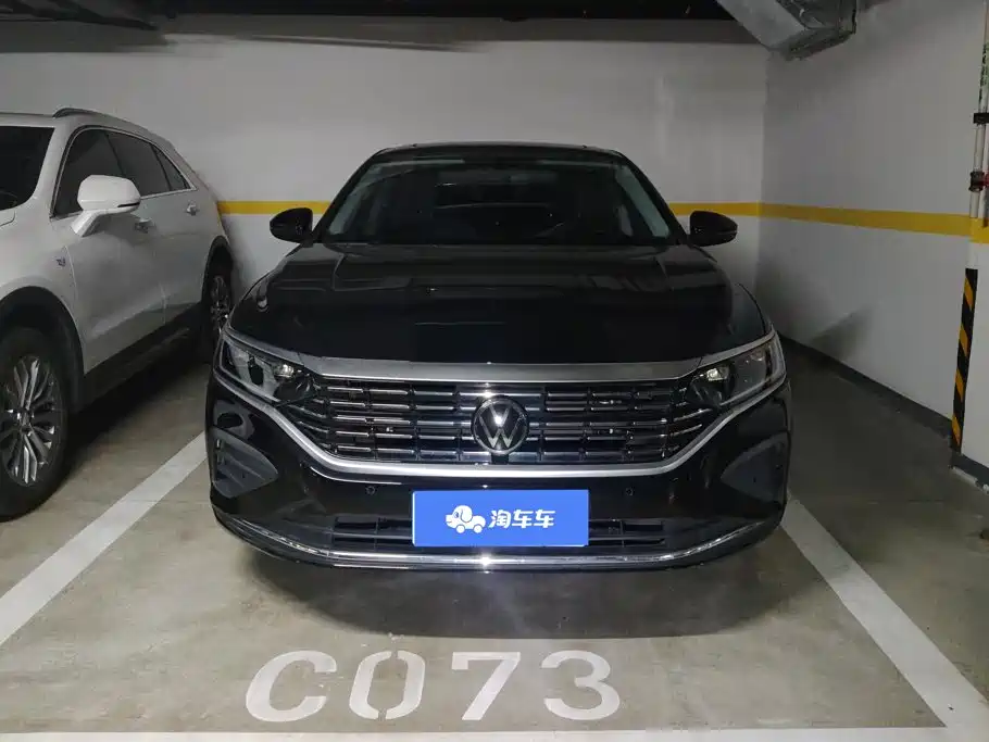Volkswagen Passat 2024