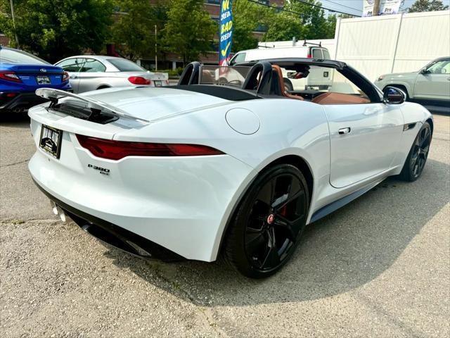 Jaguar F-Type 2021