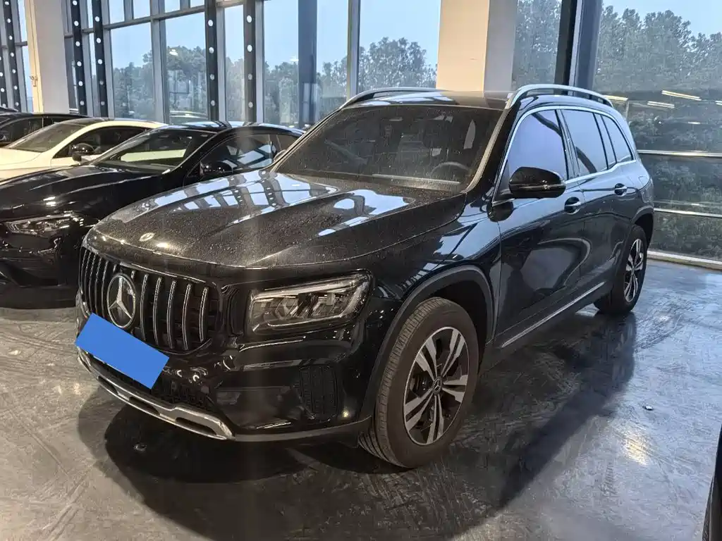 Mercedes-Benz GLB 2024