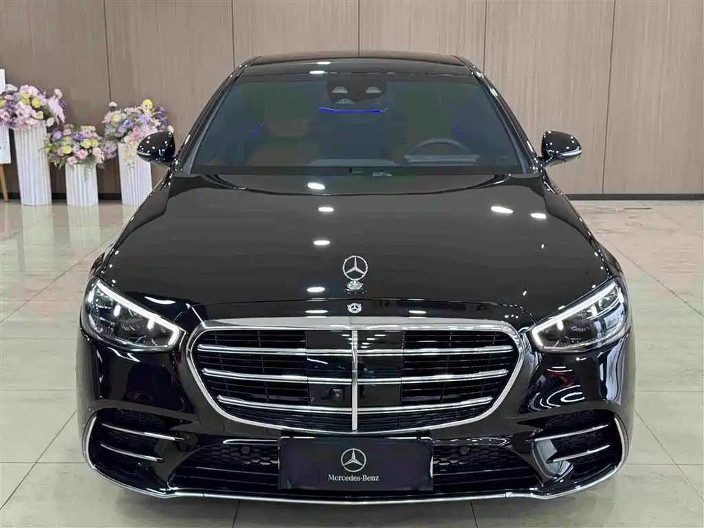 Mercedes-Benz S-Класс 2023